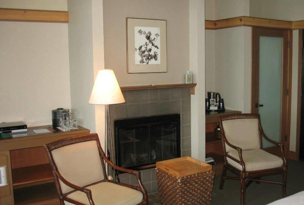 The Inn At Langley Luaran gambar